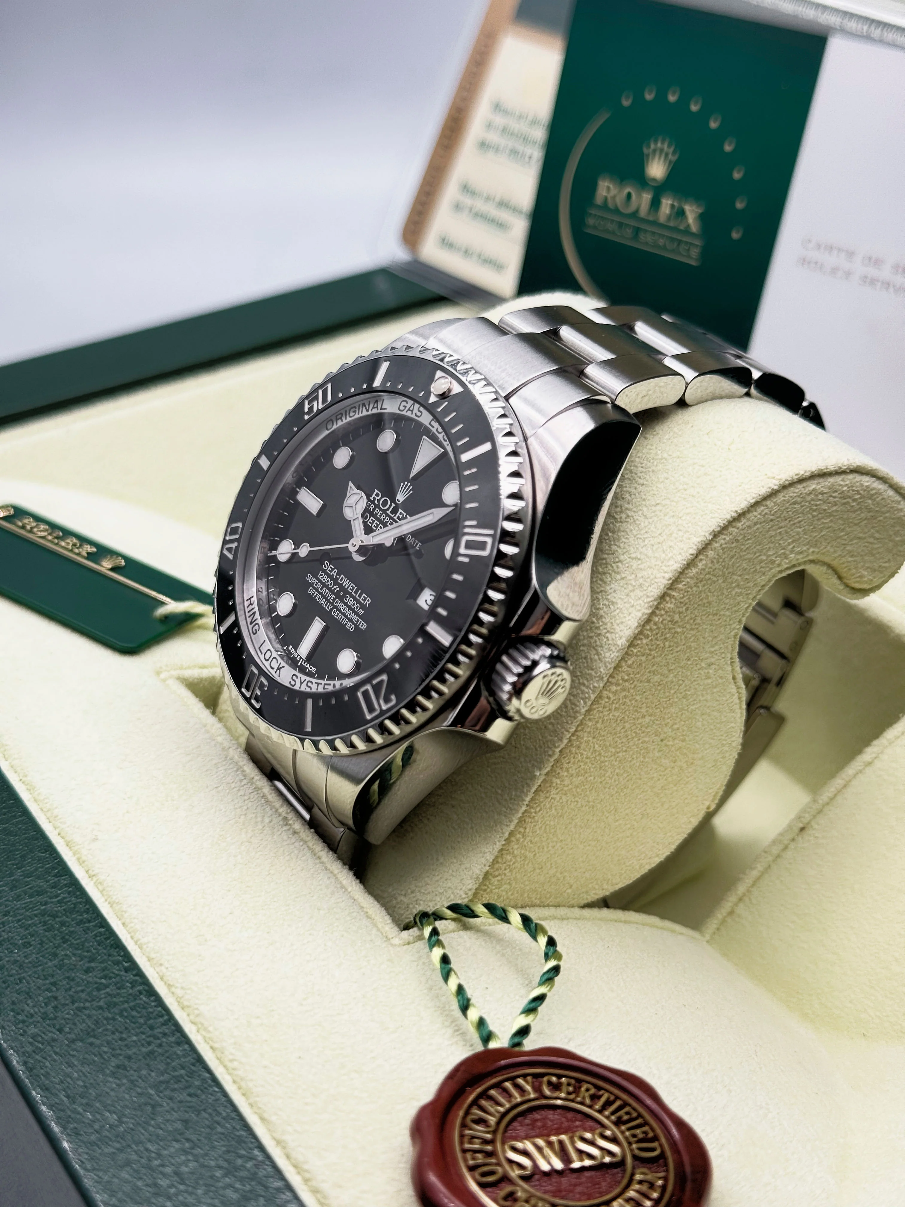 Rolex Deep Sea Dweller 116660 2014 Discontinued [Preowned] - Image 10