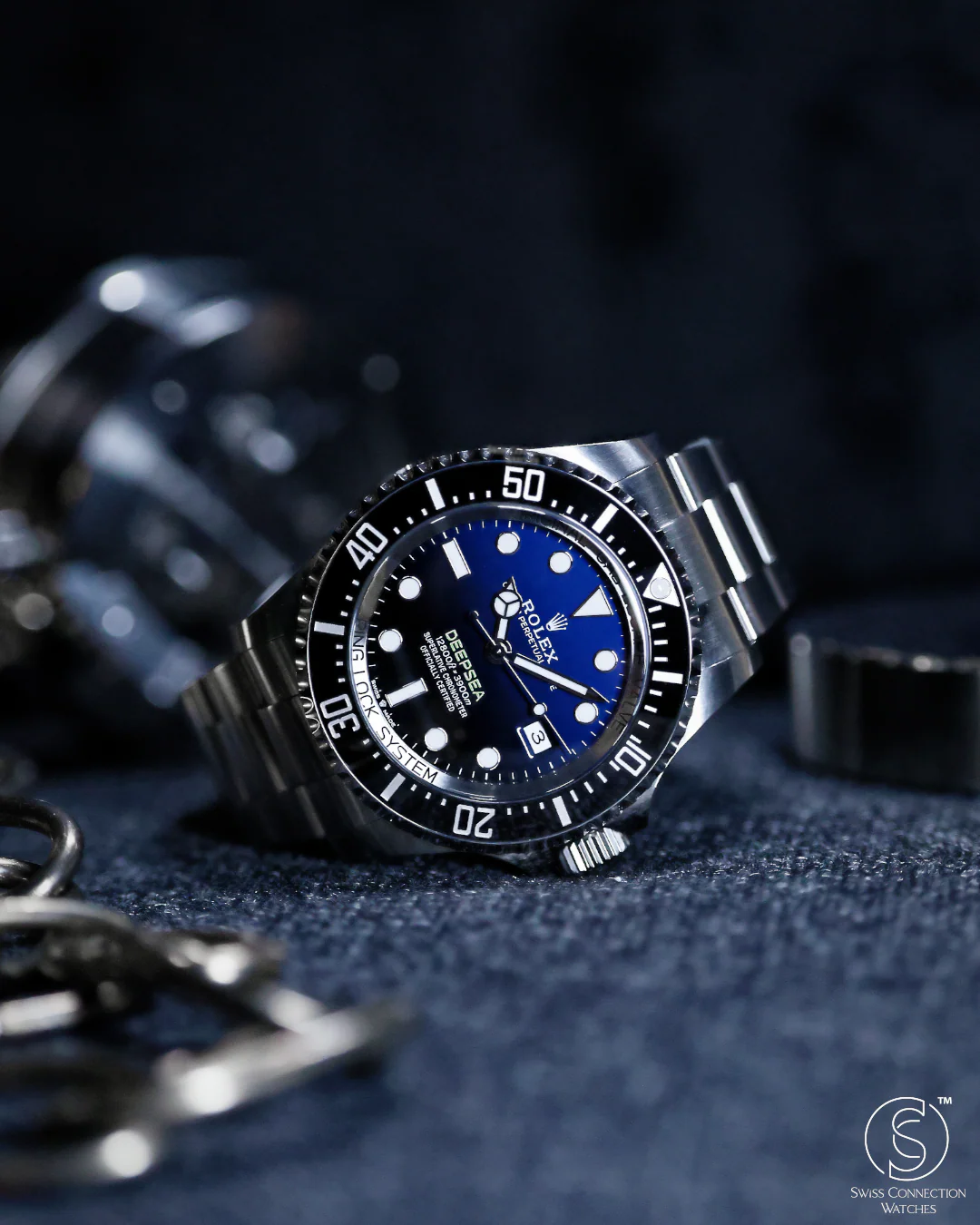 Rolex Deep Sea Dweller 44mm 136660DBLUE - Image 4