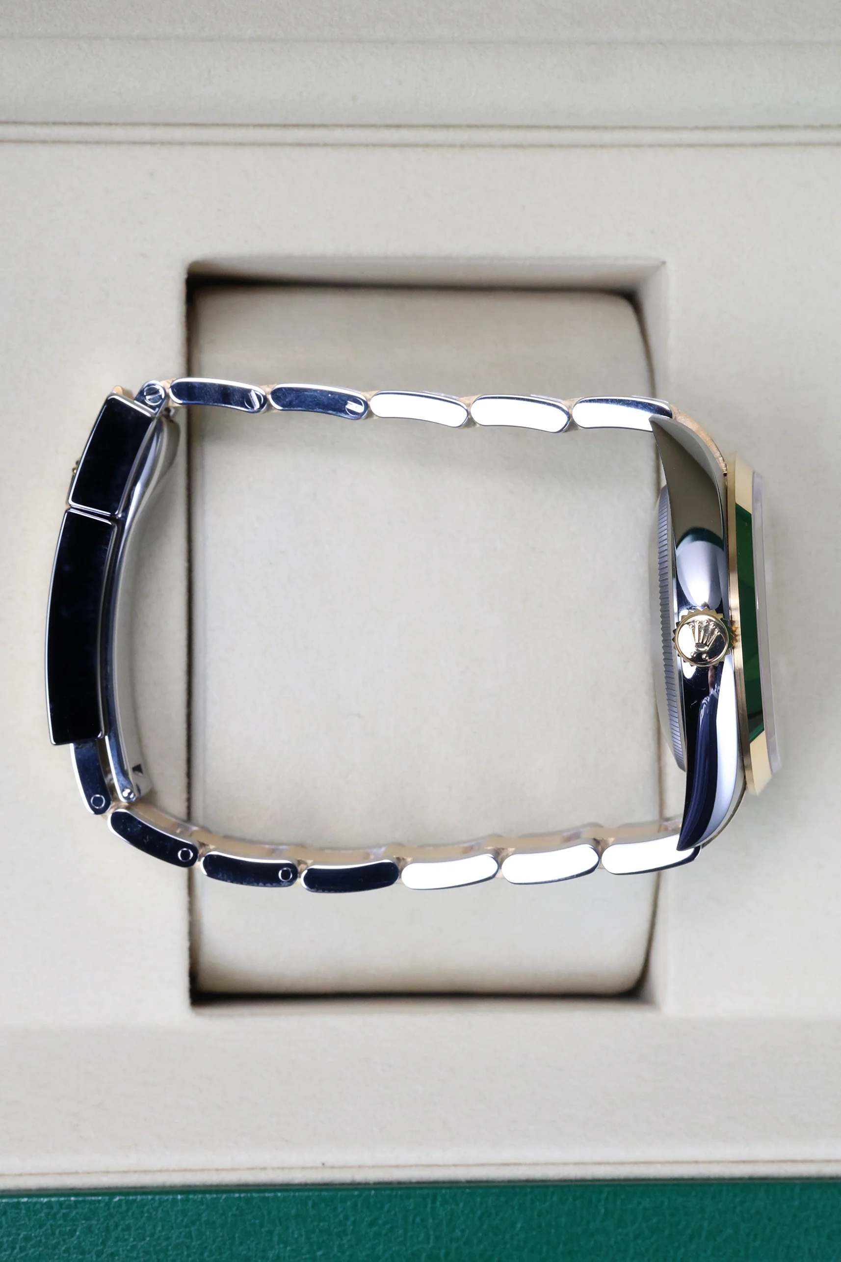 Rolex Explorer 1 36mm Rolesor 124273 - Image 8