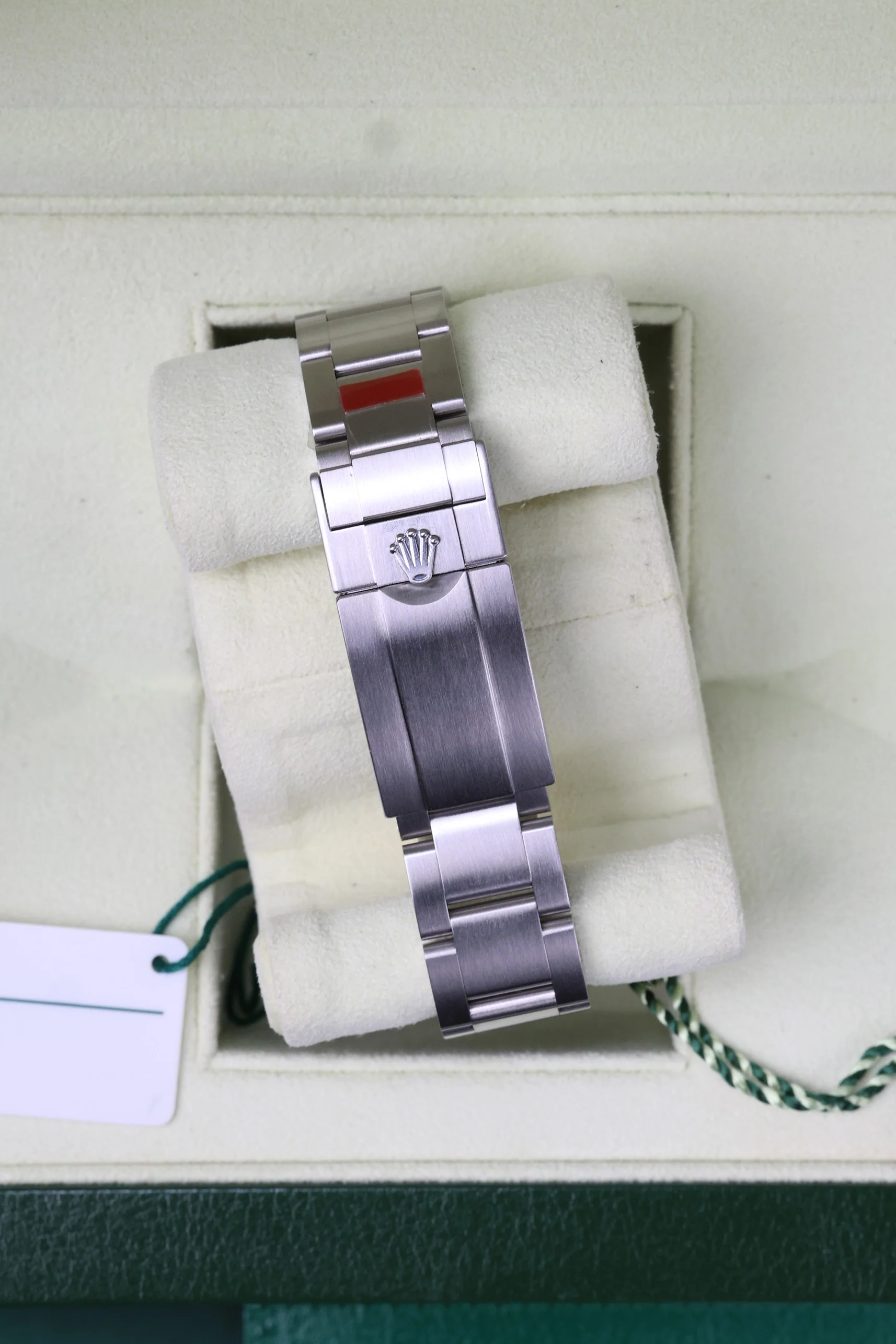 Rolex Explorer 1 39mm 214270 2020 [Preowned] - Image 17