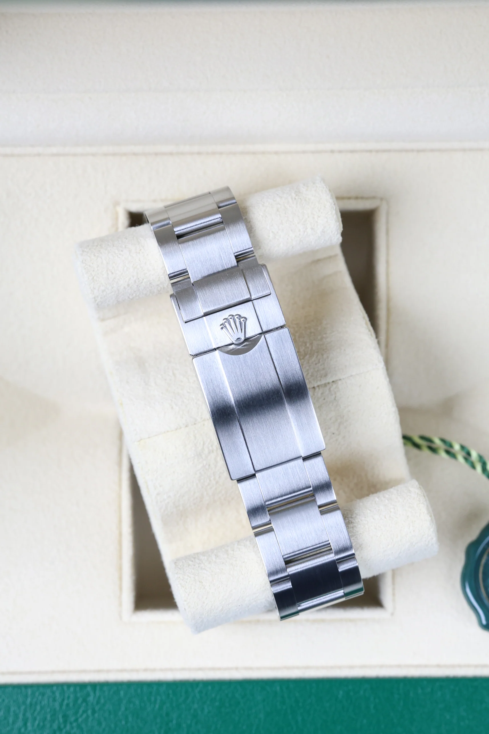 Rolex Explorer 1 40mm 224270 2023 [Preowned] - Image 17