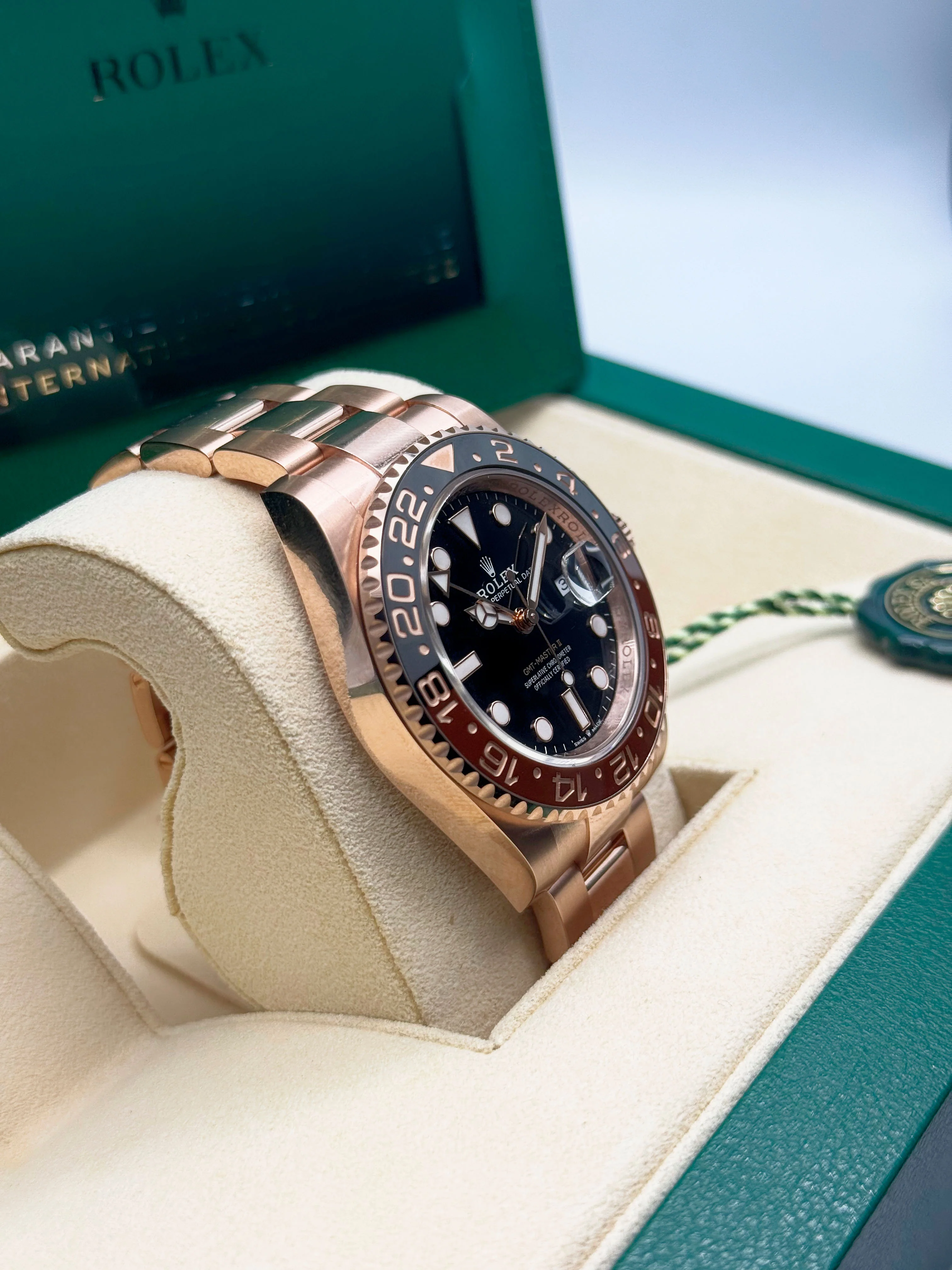Rolex GMT Master II "Root Beer" Everose 126715CHNR - Image 10
