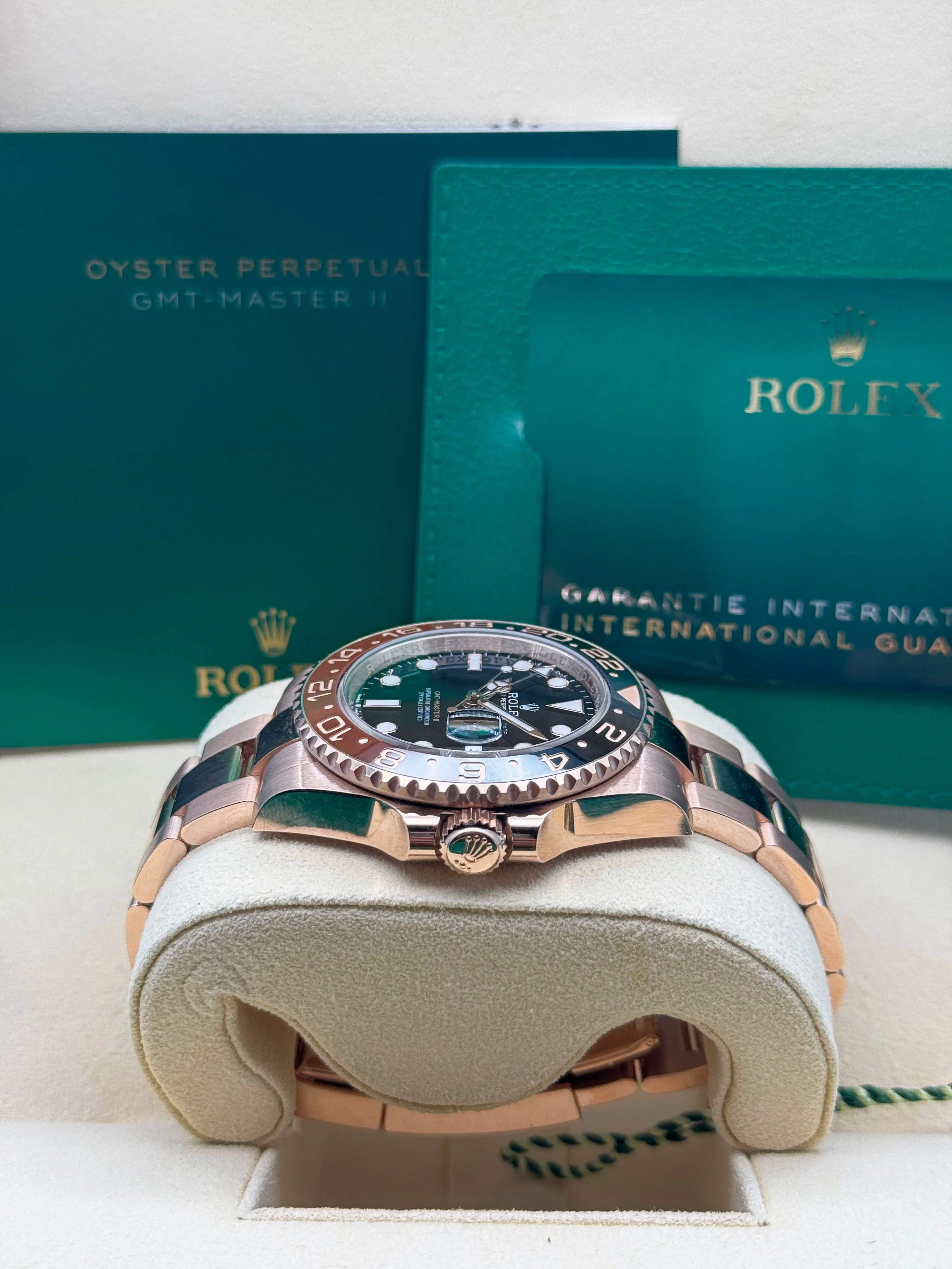 Rolex GMT Master II "Root Beer" Everose 126715CHNR - Image 12