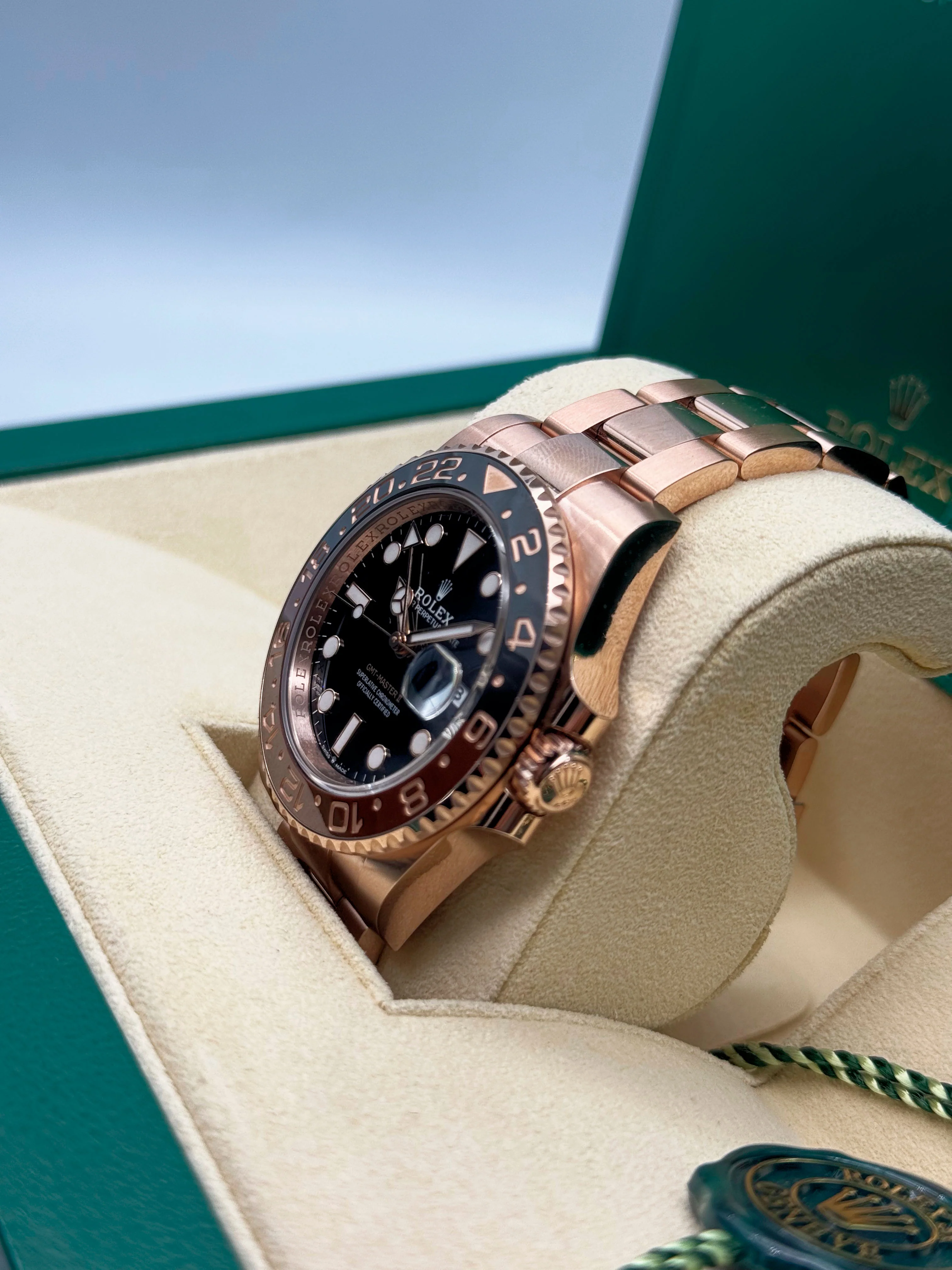 Rolex GMT Master II "Root Beer" Everose 126715CHNR - Image 8