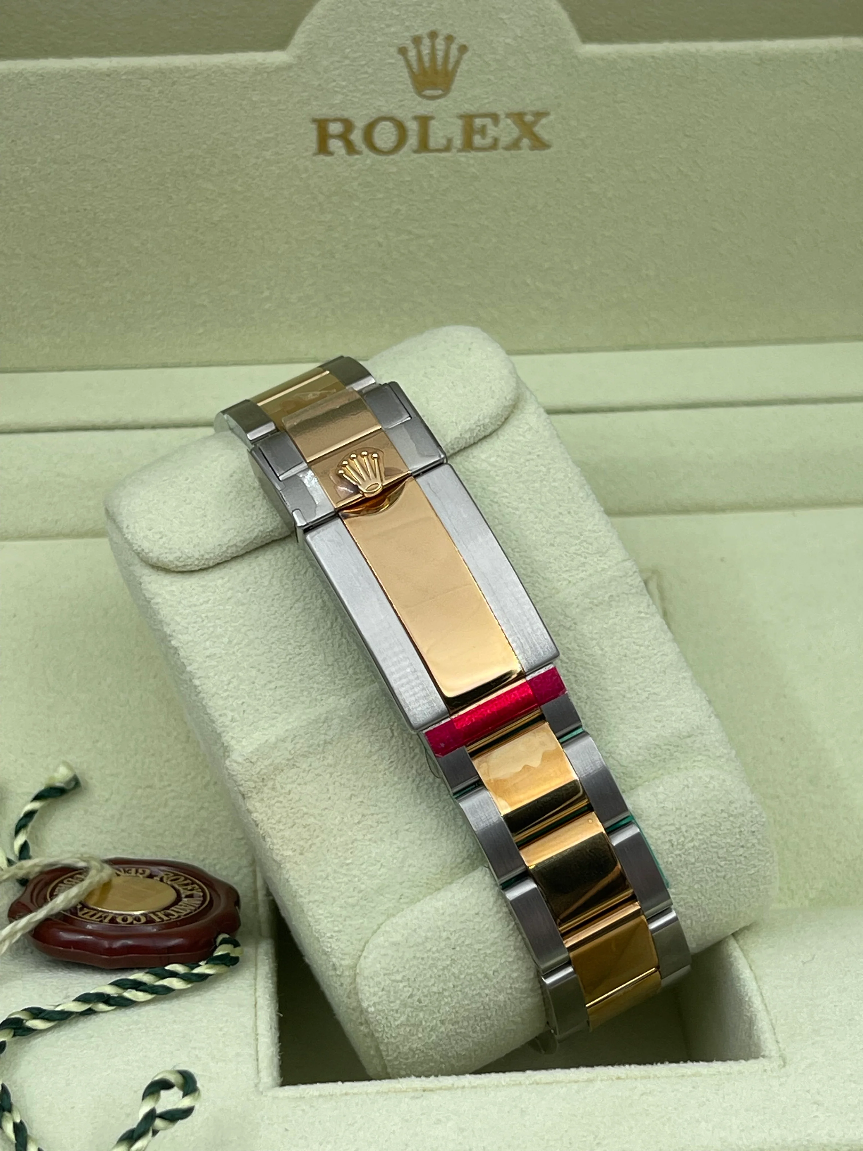 Rolex GMT Master II Steel Rolesor 116713LN 2006 NOS - Image 9