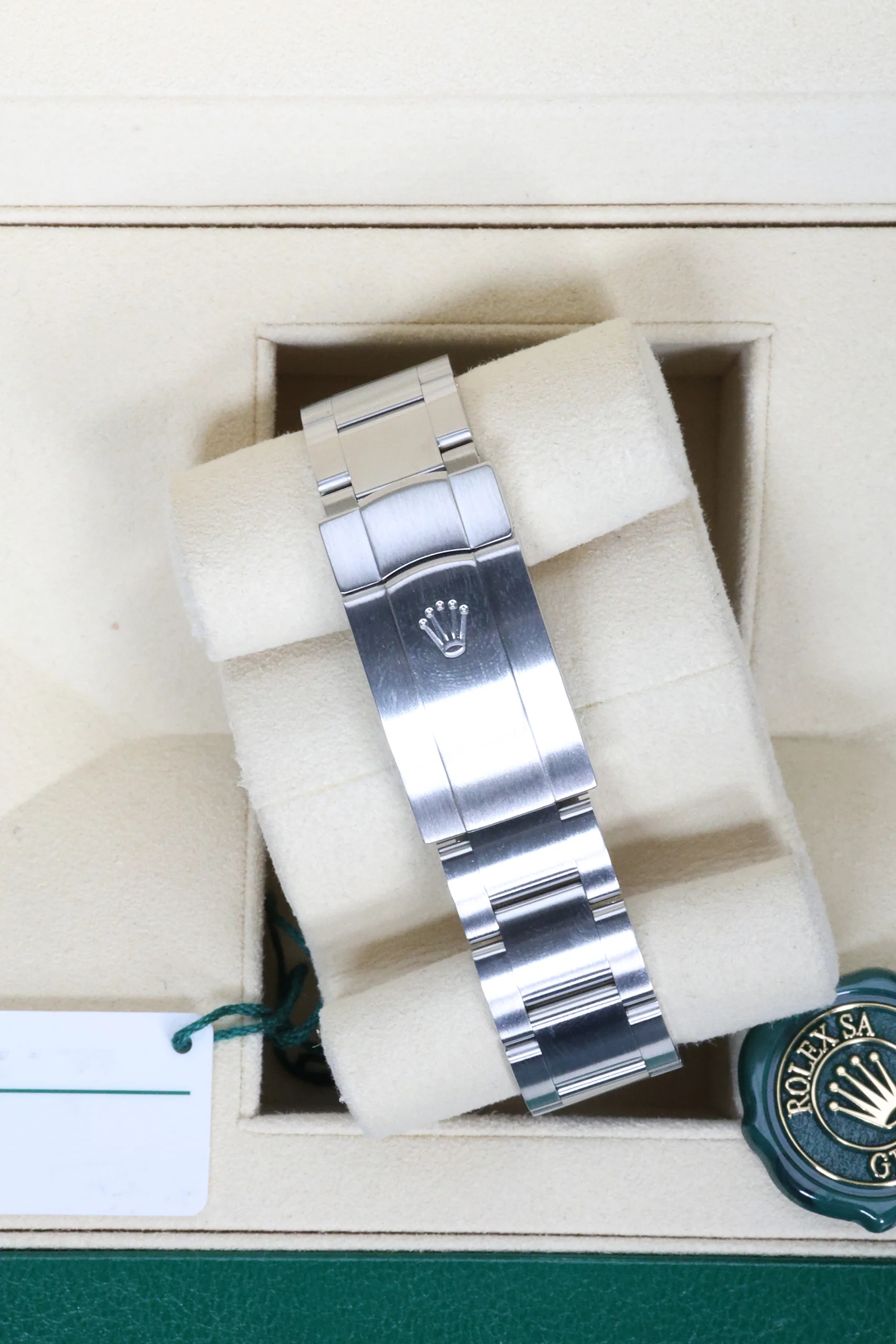 Rolex Oyster Perpetual 34mm Red Grape 114200 2019 [Preowned] - Image 17