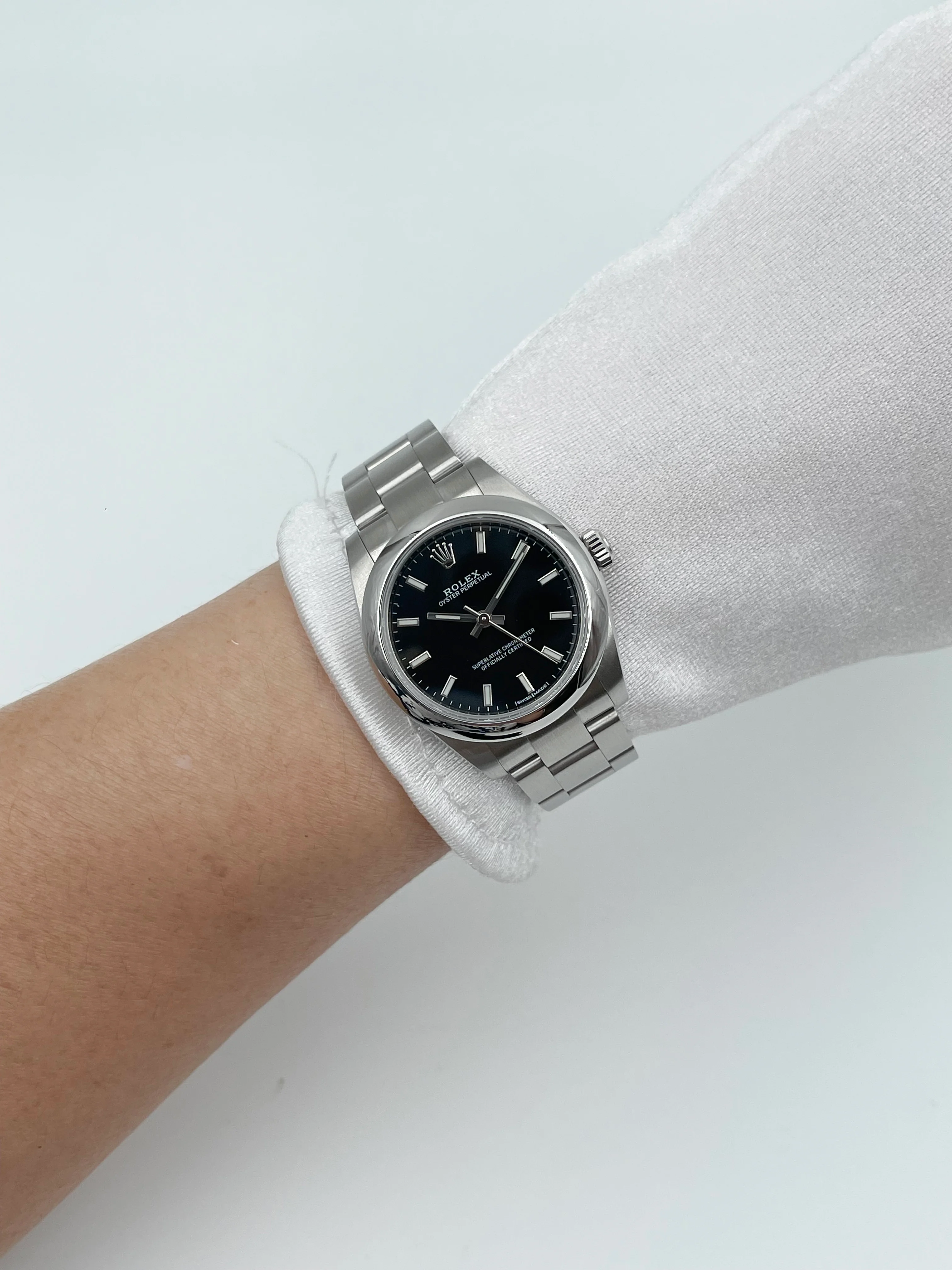 Rolex Oyster Perpetual Black Dial 31mm 177200 2019 [Preowned] - Image 2