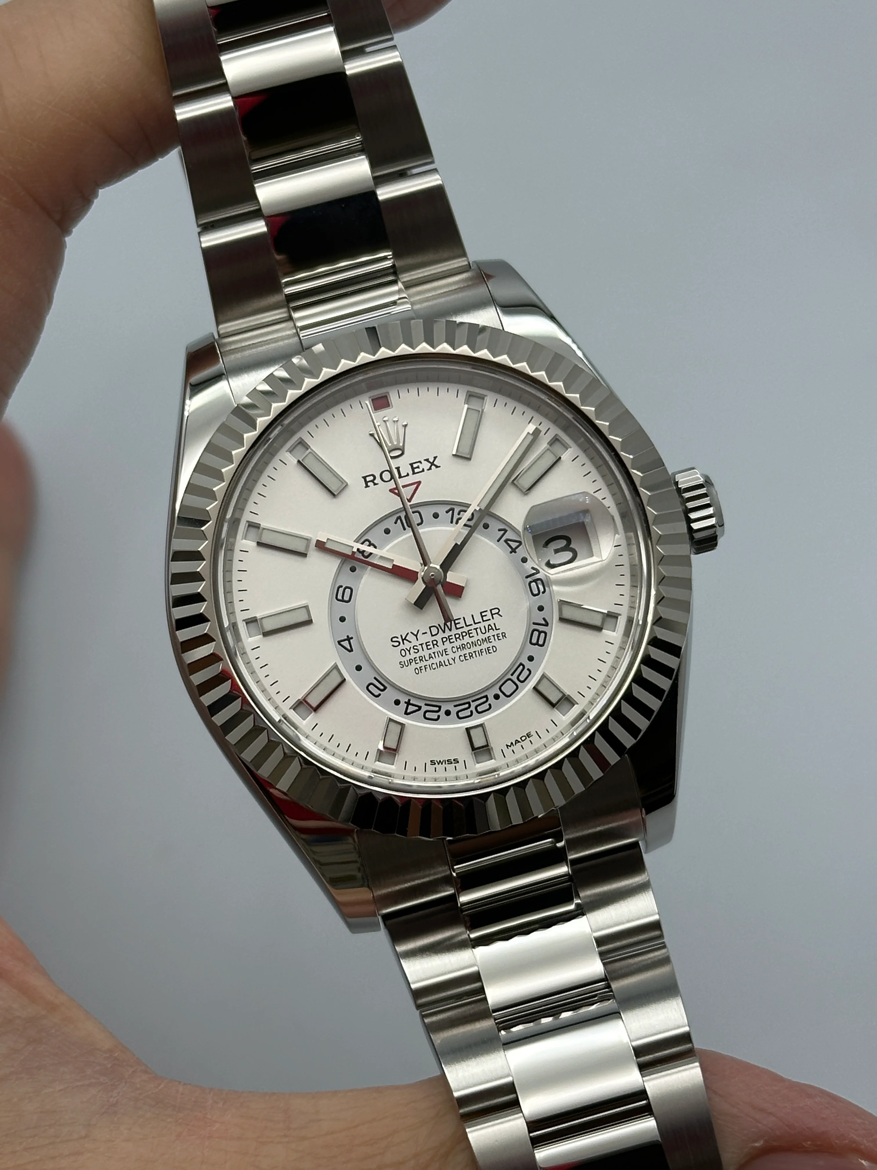 Rolex Sky Dweller White 42mm 326934 2021 [Preowned] - Image 3