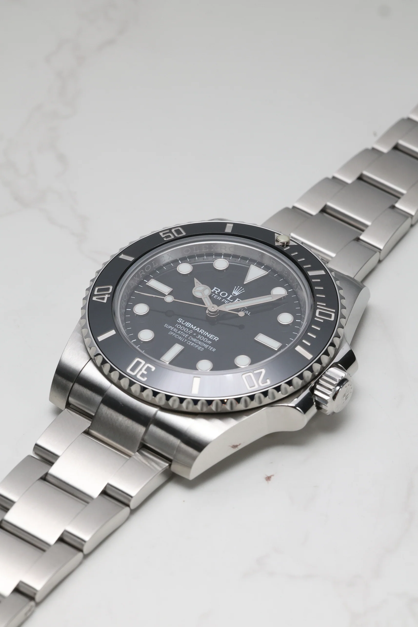 Rolex Submariner "No-Date" 114060 2018 [Preowned] - Image 12
