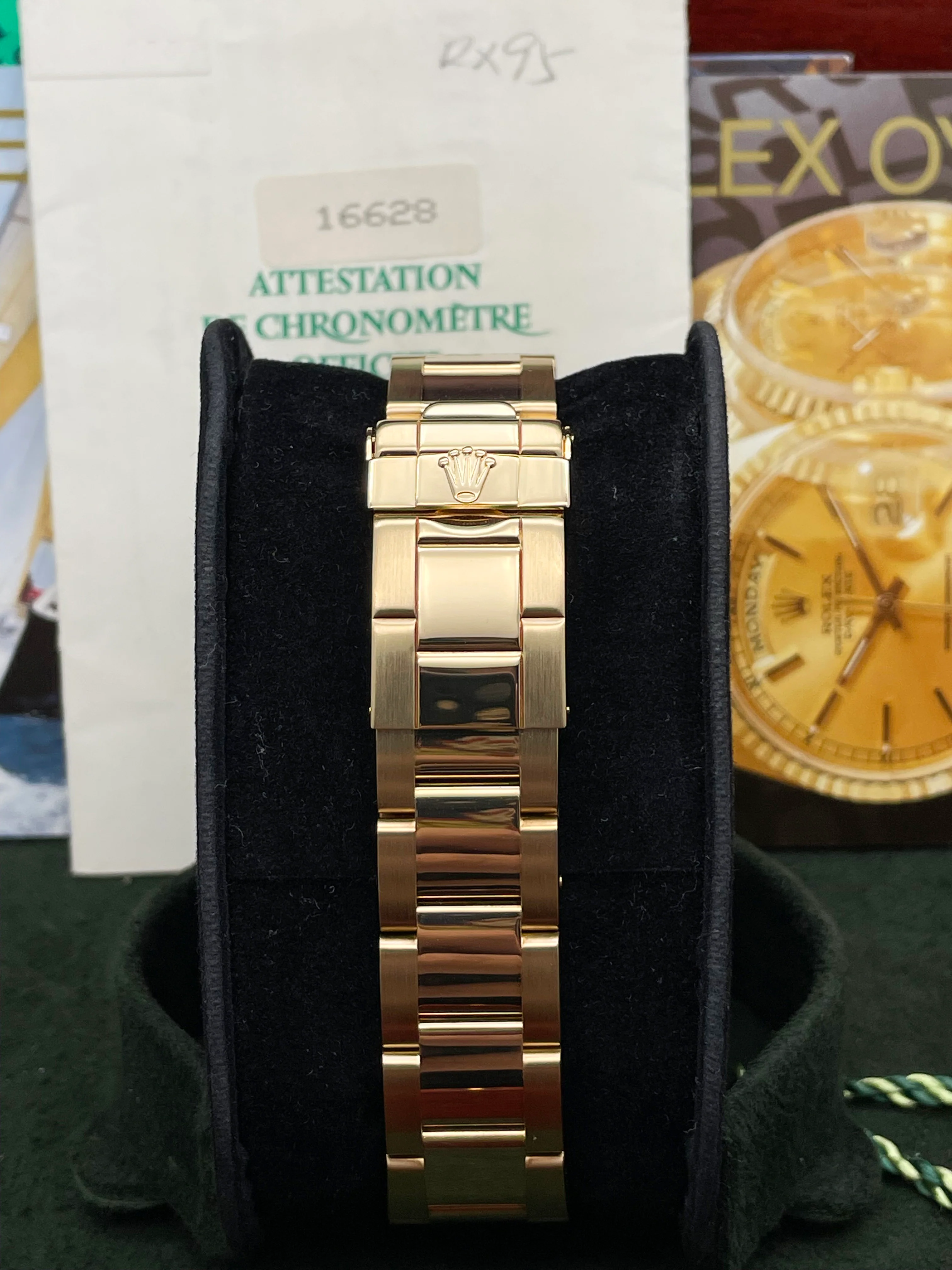 Rolex Yachtmaster Yellow Gold 40mm 16628 1996 [Preowned] - Image 13