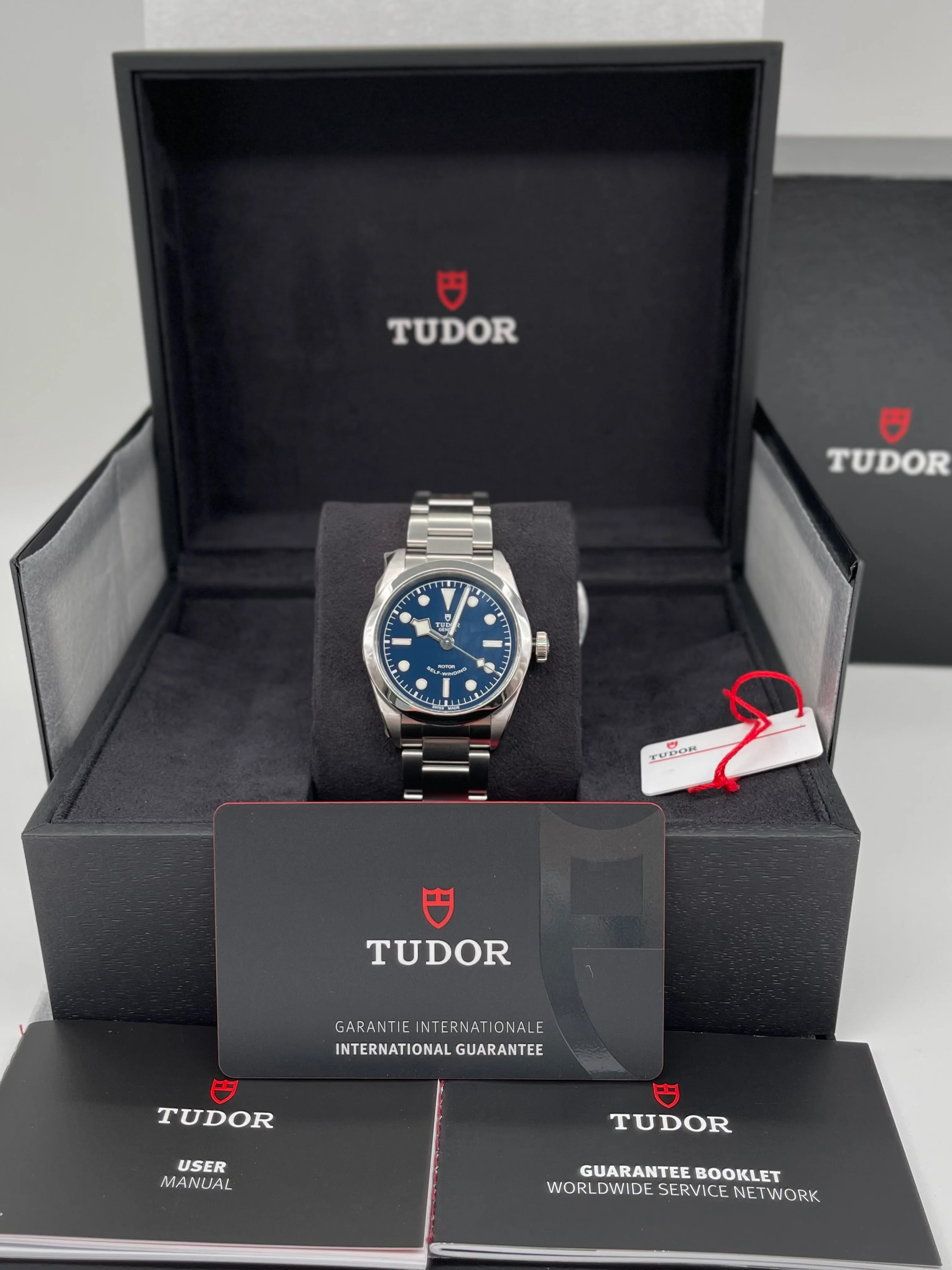 Tudor Black Bay 36mm Blue 79500 [NOS] - Image 10