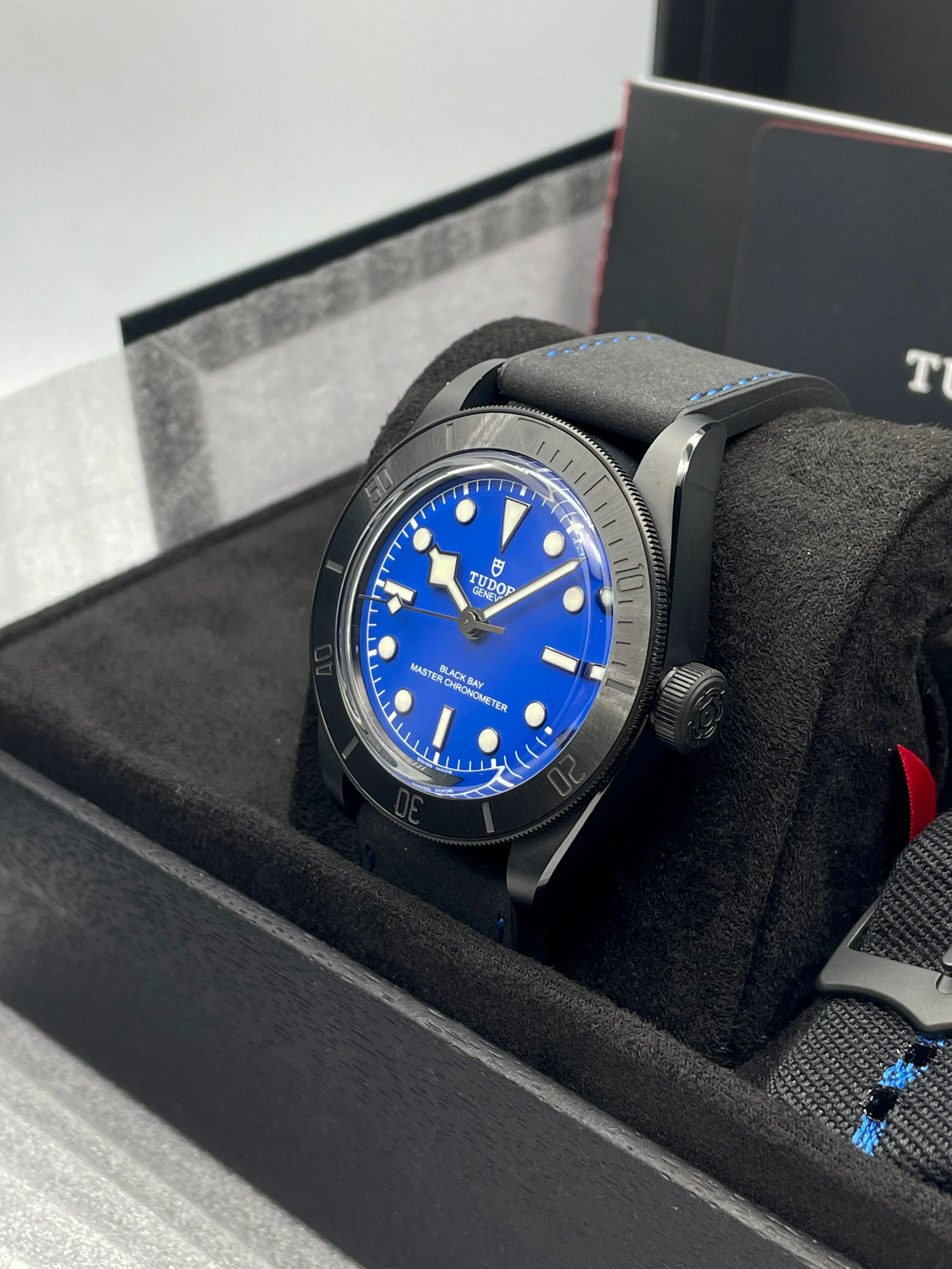Tudor Black Bay 41 Ceramic Blue 79210CNU - Image 10