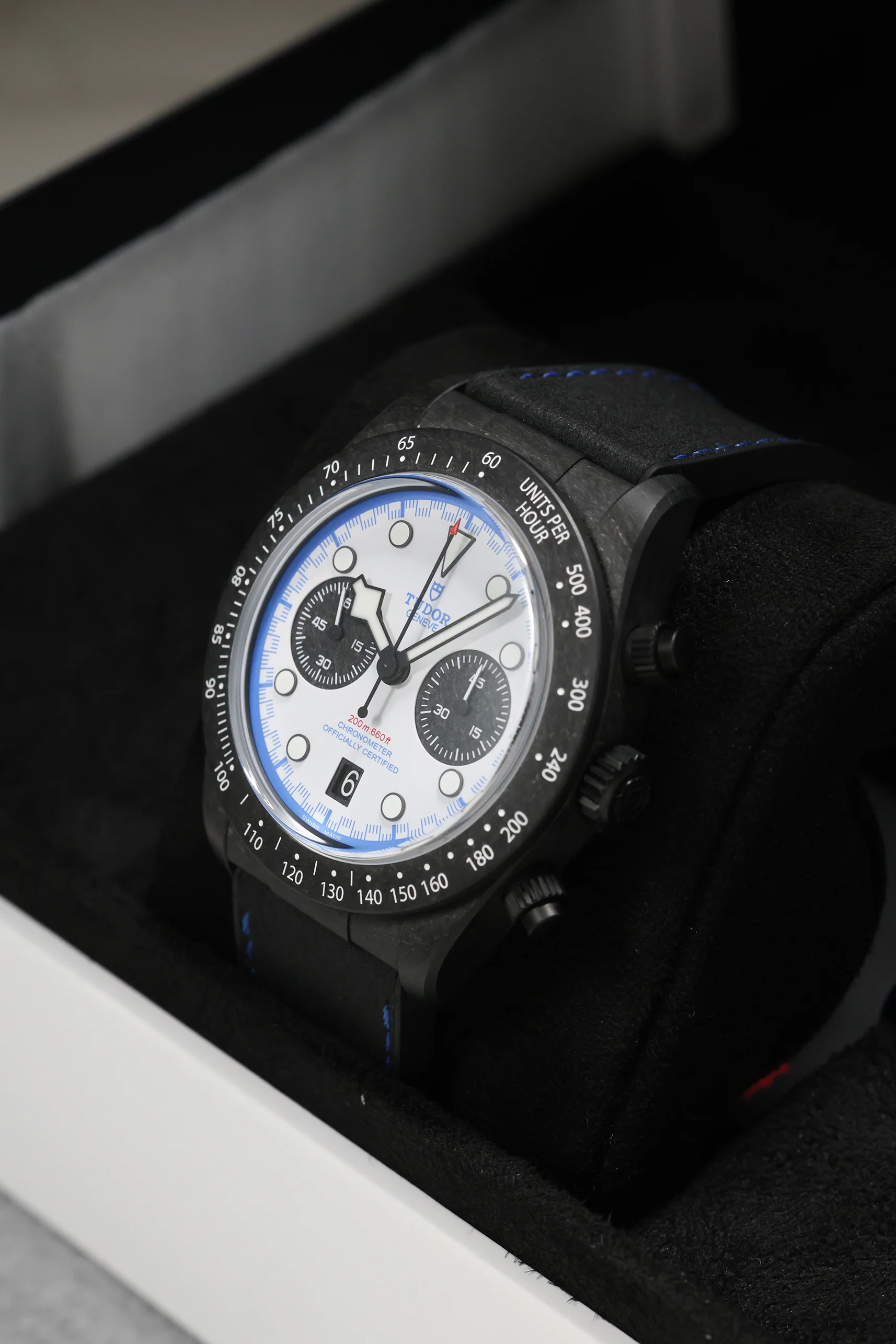 Tudor Black Bay Chronograph Carbon 25 42mm 79377KN 2025 [Preowned] - Image 7