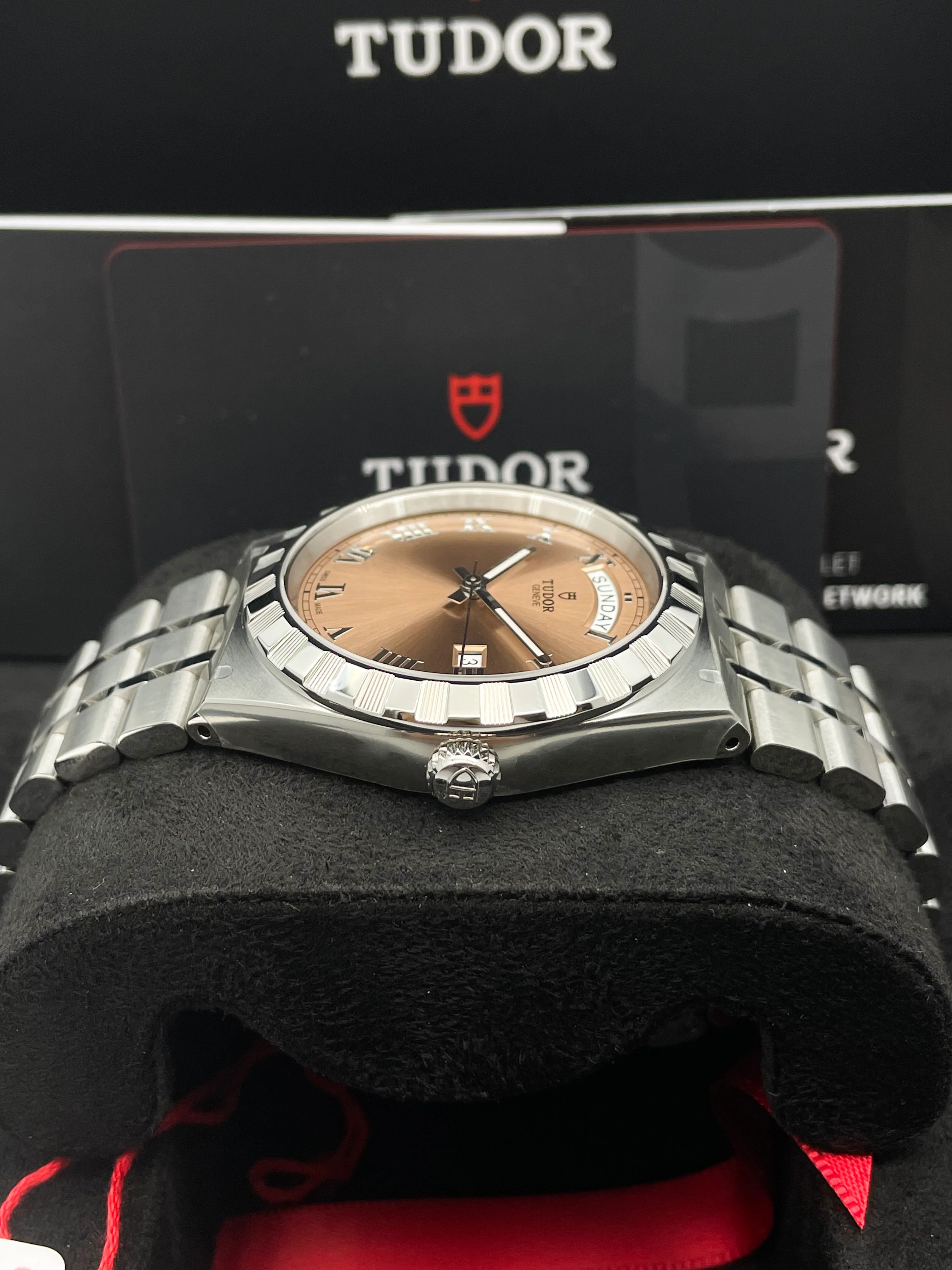 Tudor Royal 41mm Salmon Dial 28600 - Image 8
