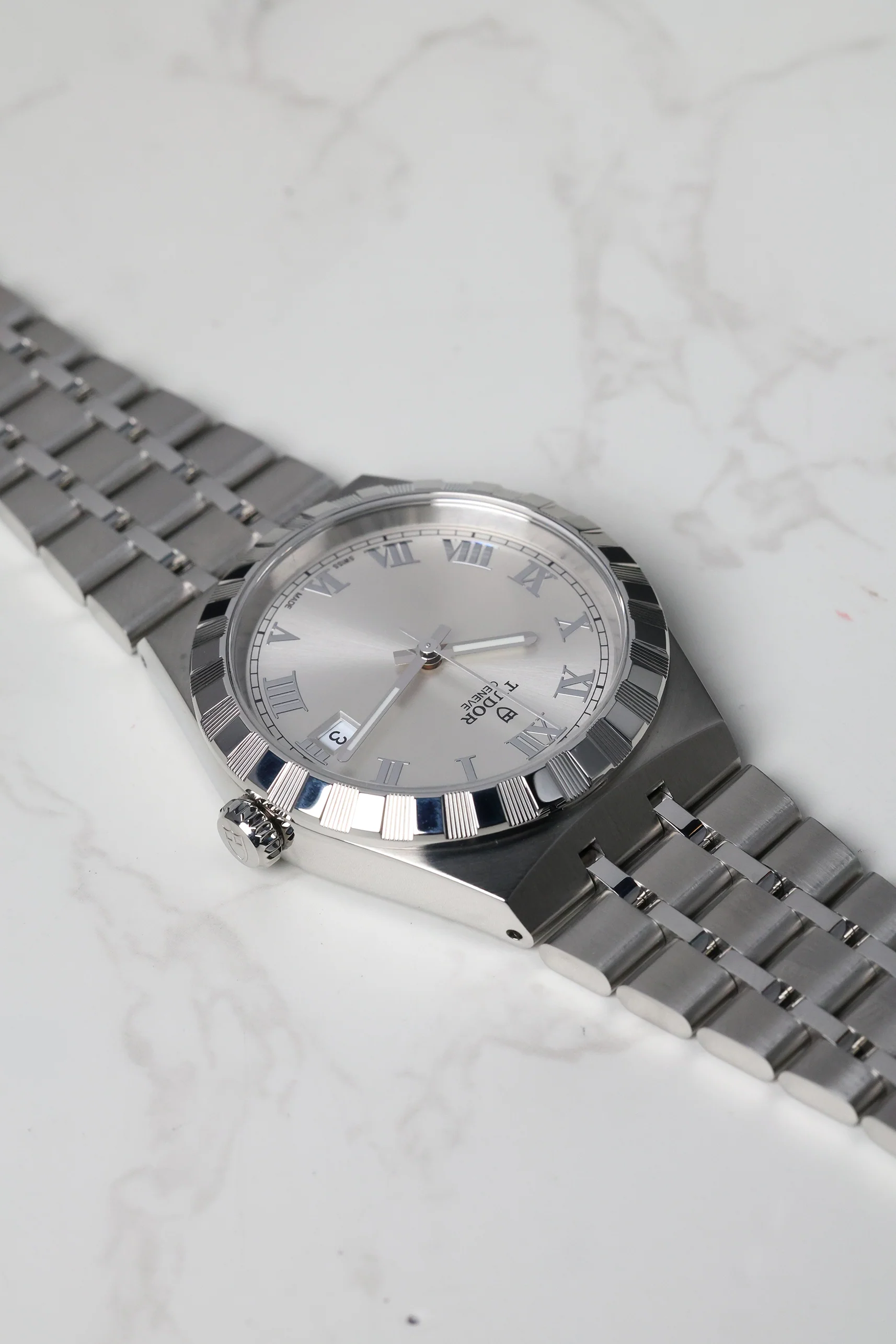 Tudor Royal Silver Dial 38mm 28500 Discontinued 2026 [Preowned] - Image 14